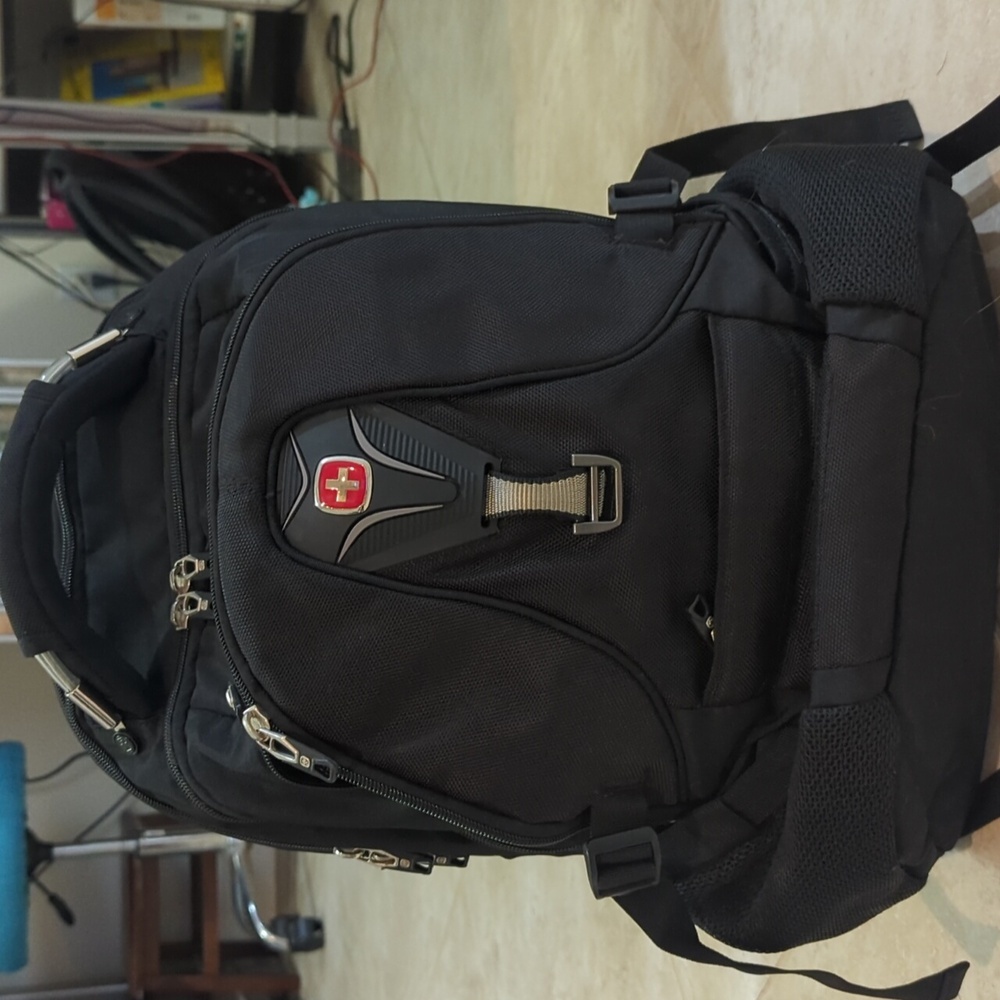 Swiss Gear Black Scan smart laptop Backpack Computer bag Unisex